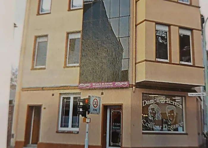 Apartamento Apartment, 3 Zkdb, Balkon, Dachgeschoss, Naehe Duesseldorf