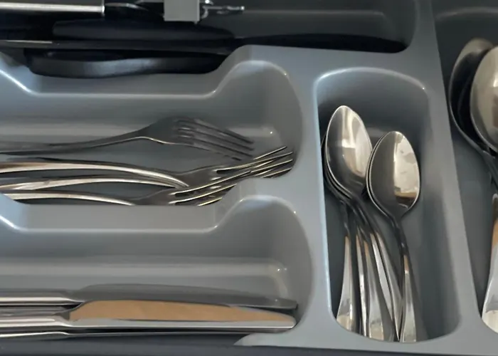 Apartment, 3 Zkdb, Balkon, Dachgeschoss, Naehe Duesseldorf *